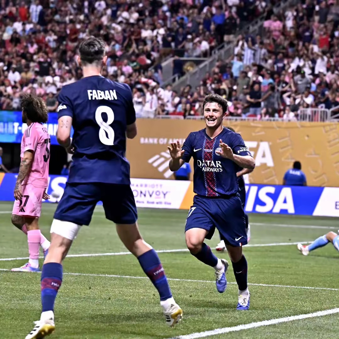 巴黎圣日耳曼客场大胜亚眠,继续领跑的简单介绍 巴黎圣日耳曼客场大胜亚眠,继续领跑的简单介绍