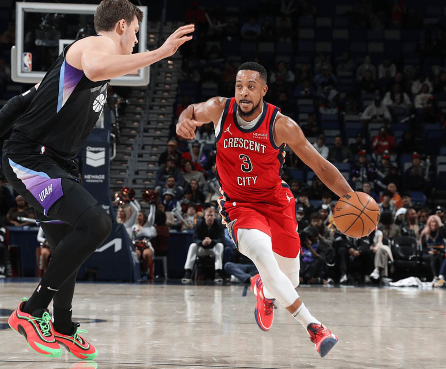 PG游戏下载-国王鏖战爵士，麦科勒姆高光表现