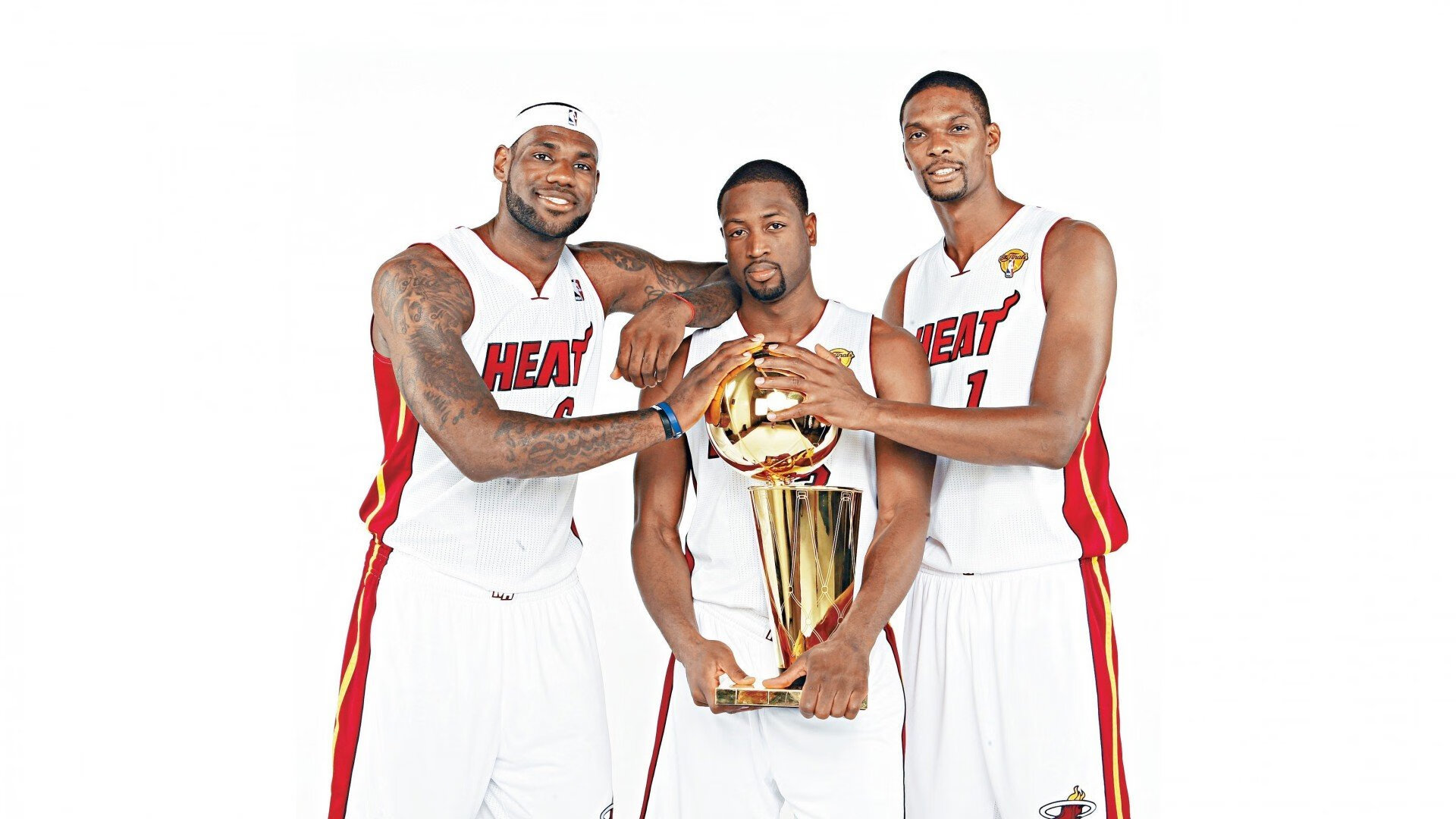 意甲焦点战之夜,浓眉末节接管比赛