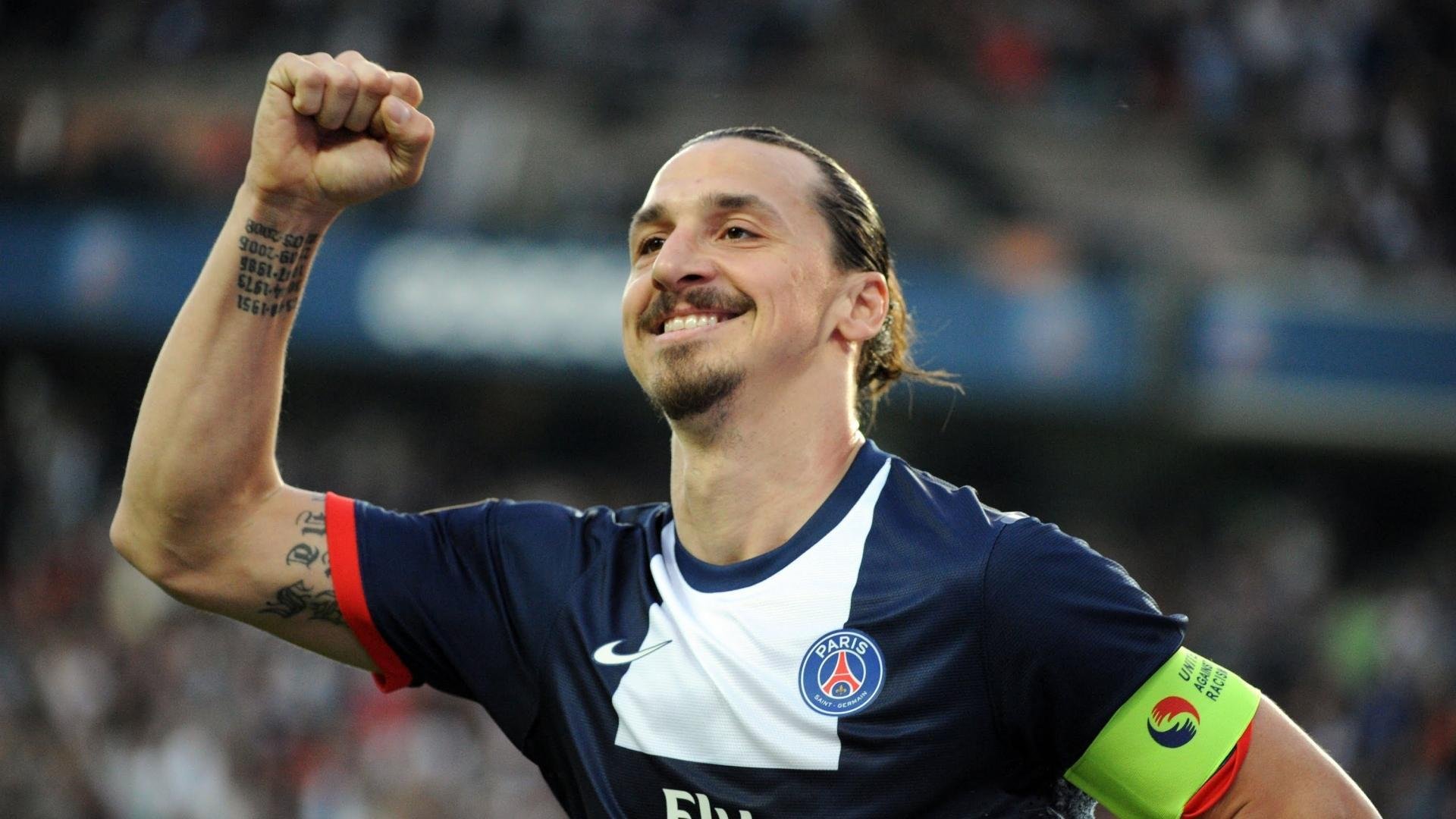 活塞对阵深圳队，米切尔的个人能力完全展现