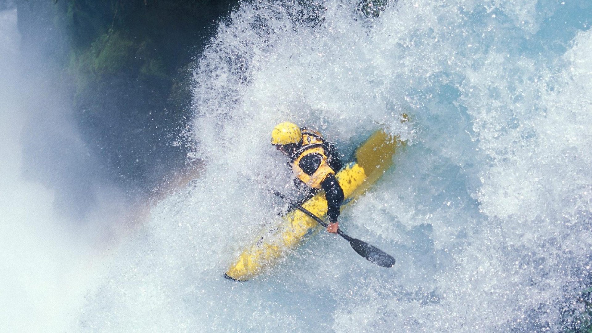 美网险胜法网，辛纳点燃赛场，新王加冕与时代更迭的史诗之夜