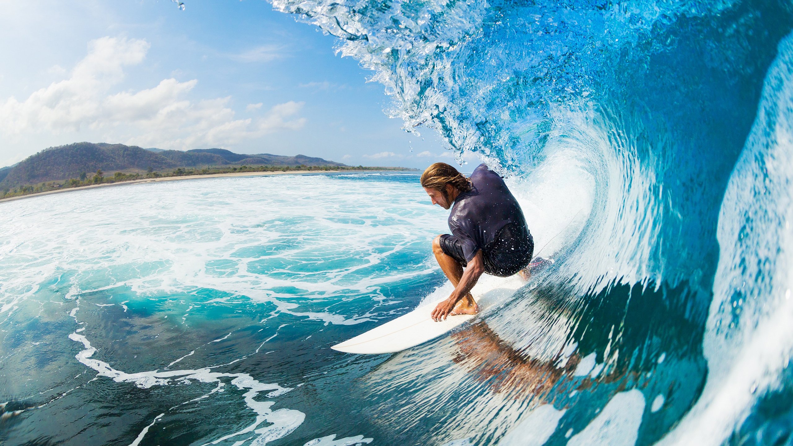 首先，我们来扩展思维，构思一个既抓人眼球又能统领全文的标题