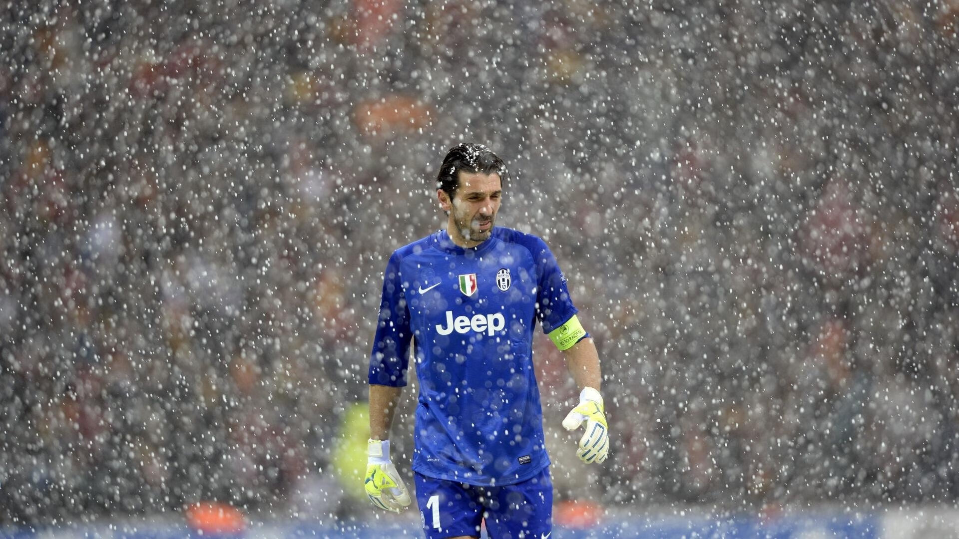 跨越时空的王者，伊布西决接管与埃及巅峰对决的胜利交响